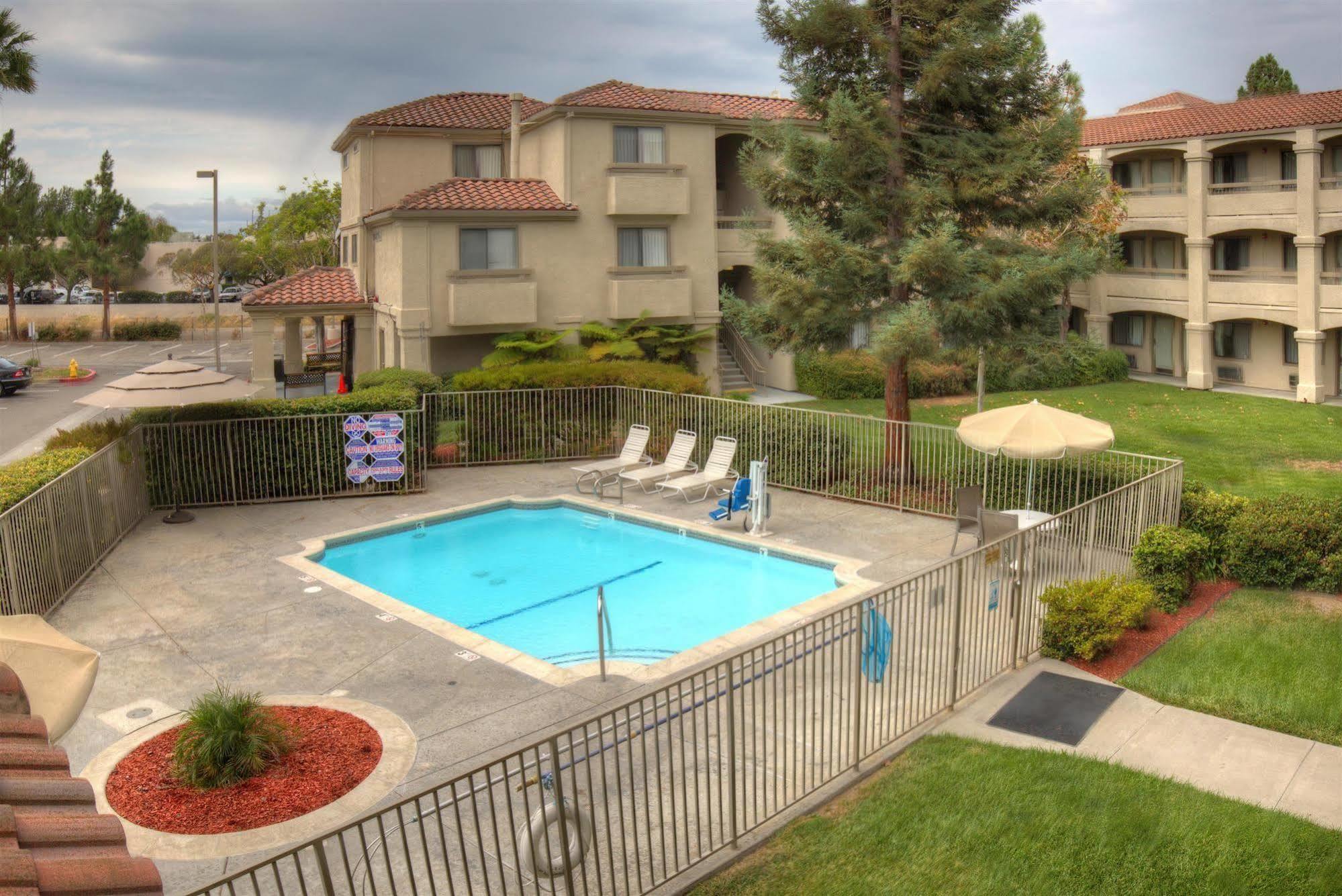 Good Nite Inn Fremont Exterior foto
